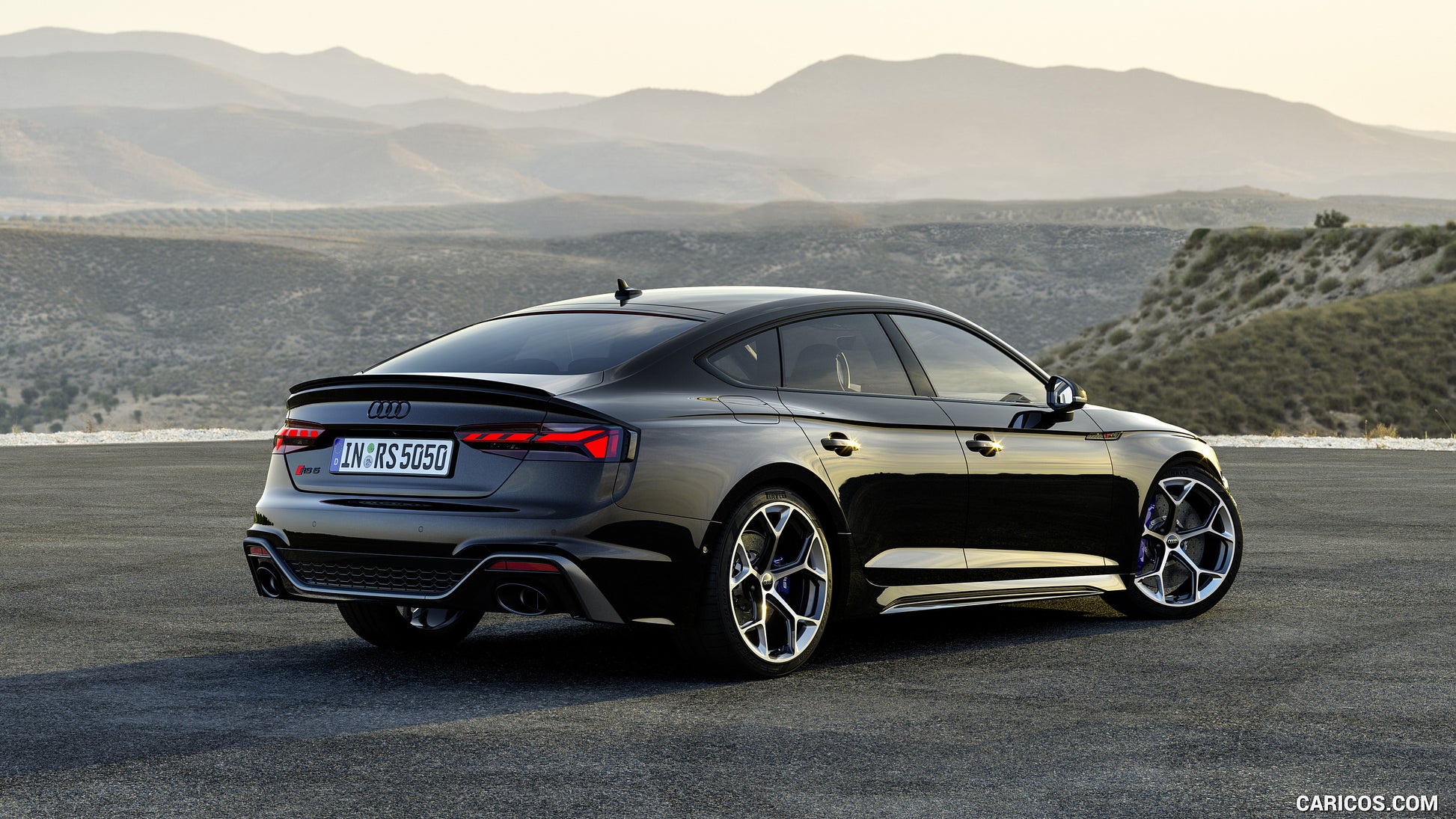 Audi RS 5 Sportback Nero Sebring Effetto Cristallo – Anno 06/2024 – 100 km
